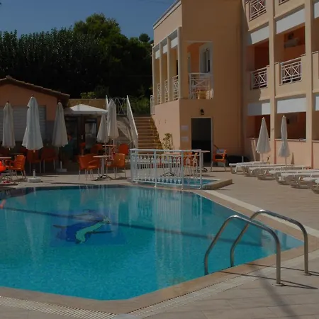 Apartahotel La Sirena *