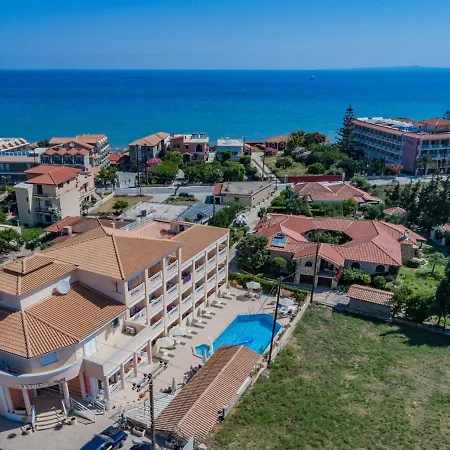 La Sirena Apartahotel *